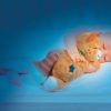 2320902 Clementoni Baby Ron Ron kalmerende kat sfeerfoto met slapend kindje