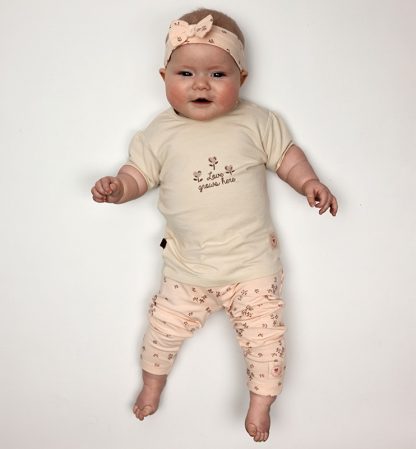 25021005 Frogs and Dogs t-shirt love grows here sfeerfoto