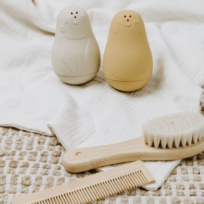 Baby’s Only spuitfiguren pinguin oker warm linen decoratie