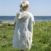 FI-03574 Filibabba badponcho ocean blossom sfeerfoto achterkant