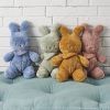 Nattou knuffel konijn Tipidou sfeerfoto knuffels zittend